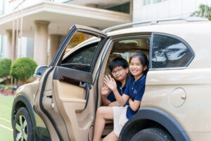 Dịch vụ xe đưa đón học sinh tại Trường Inspire Khai Nguyên